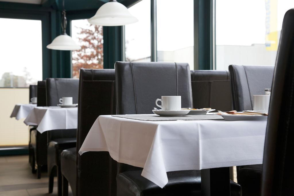 City-Hotel Friesoythe Eksteriør bilde