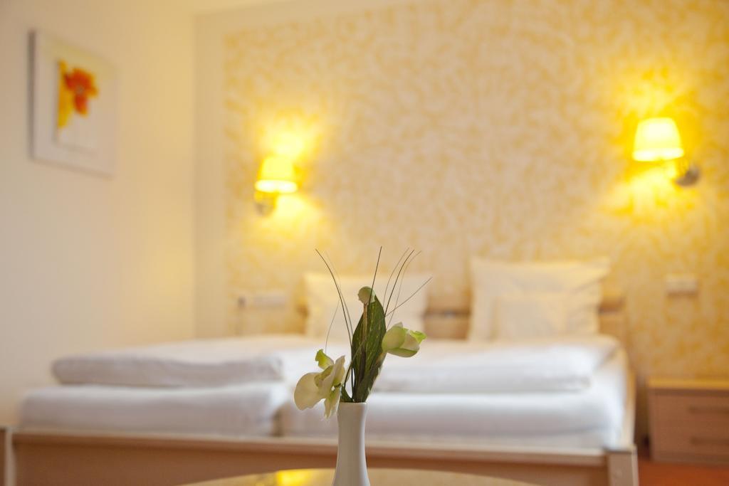 City-Hotel Friesoythe Eksteriør bilde